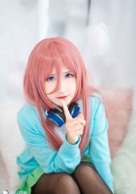 【我的最爱：爱穿丝袜的舅妈】【完】