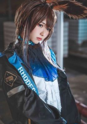 [06-01] 【怎么能放过丈母娘和小姨子】